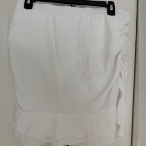 White athletic skirt with built in shorts